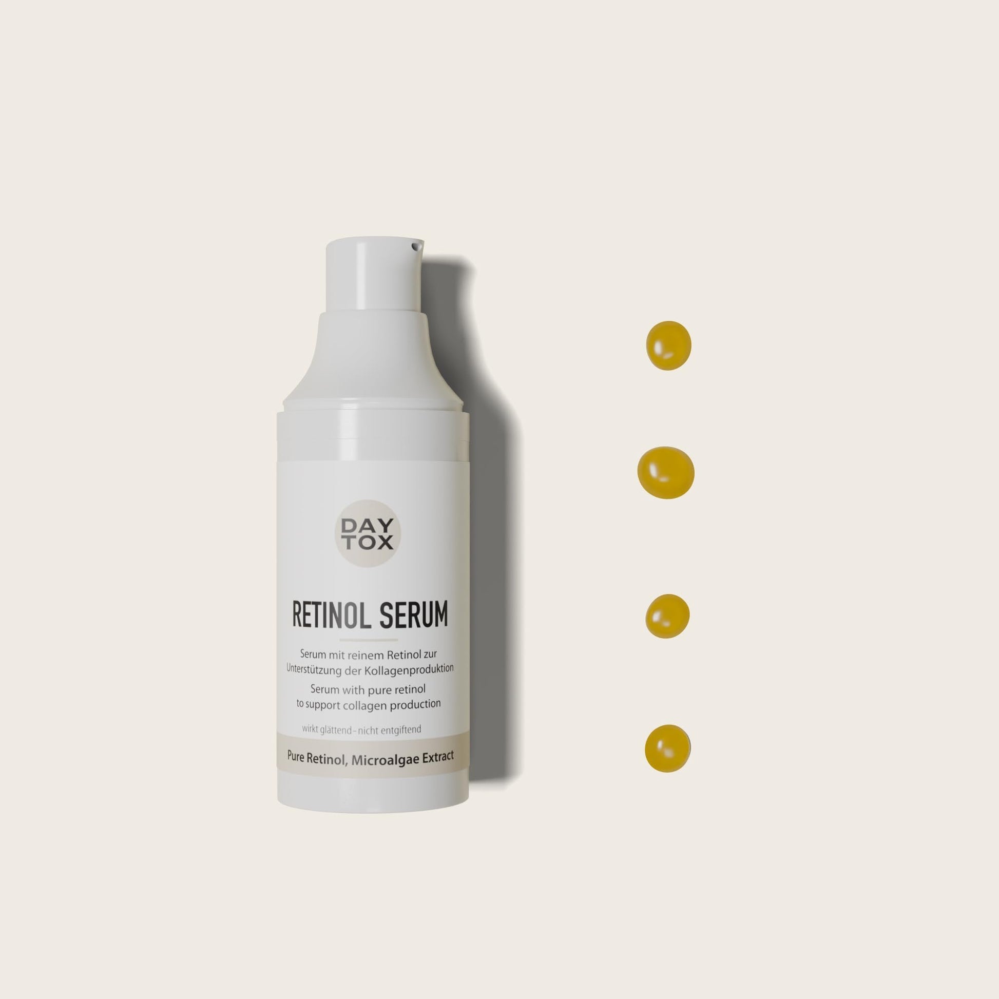 Weißes Daytox Retinol Serum Fläschchen mit vier gelben Tropfen daneben auf einem hellen, einfarbigen Hintergrund.
